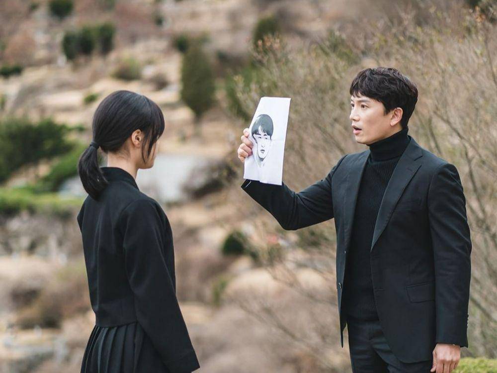adegan dalam Adamas (instagram.com/tvn_drama)