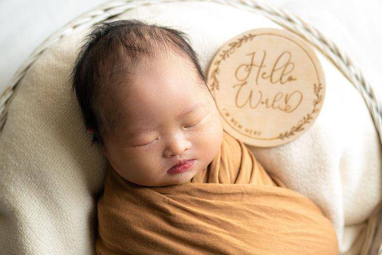 Pemotretan newborn baby Arkhanza (instagram.com/kev_andrean)