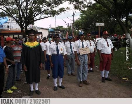 kostum jalan sehat kocak (1cak.com)