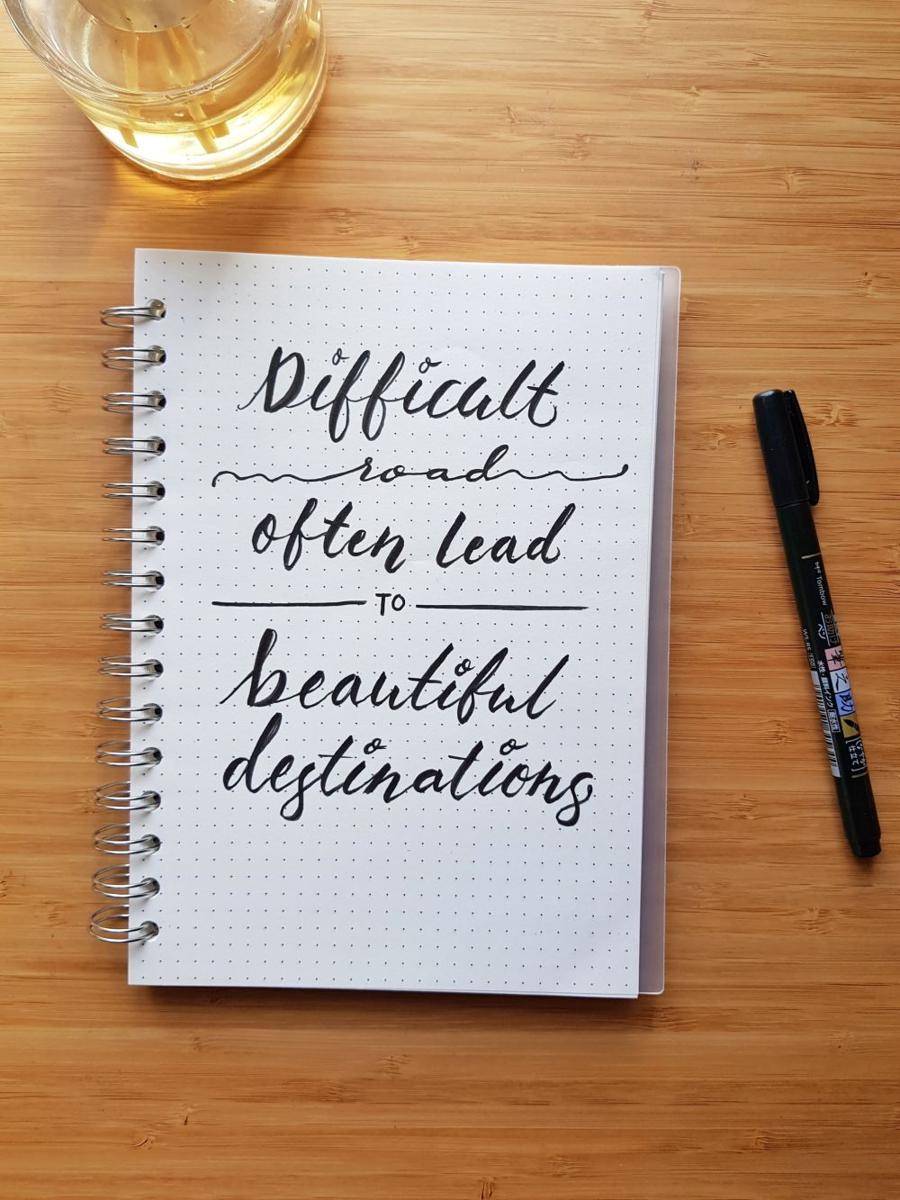 ilustrasi afirmasi positif saat menghadapi tekanan (unsplash.com/sharmine27)