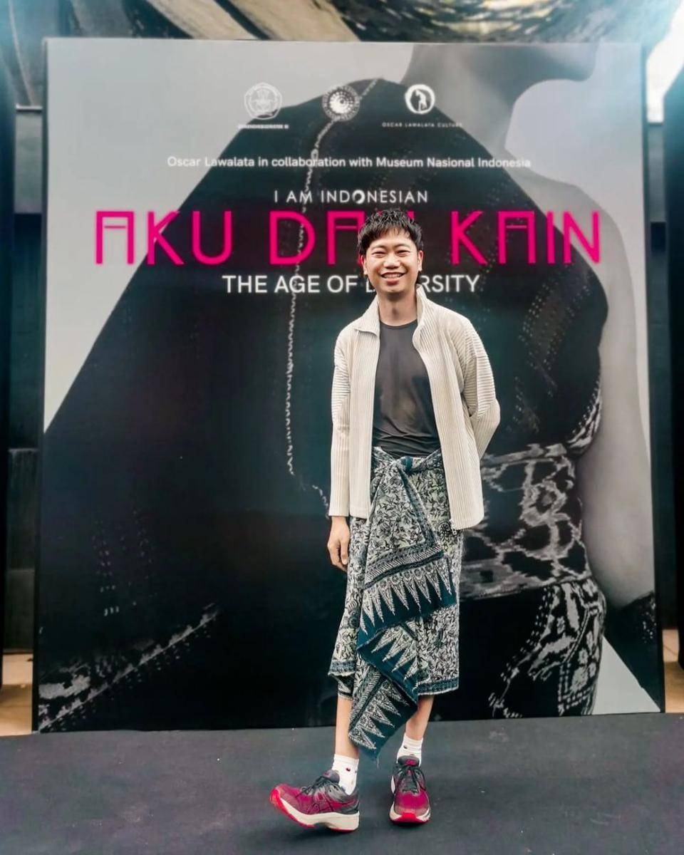 Inspirasi OOTD untuk Merayakan Kemerdekaan yang Menyelipkan Nuansa Etnik (Instagram.com/glennprasetya)