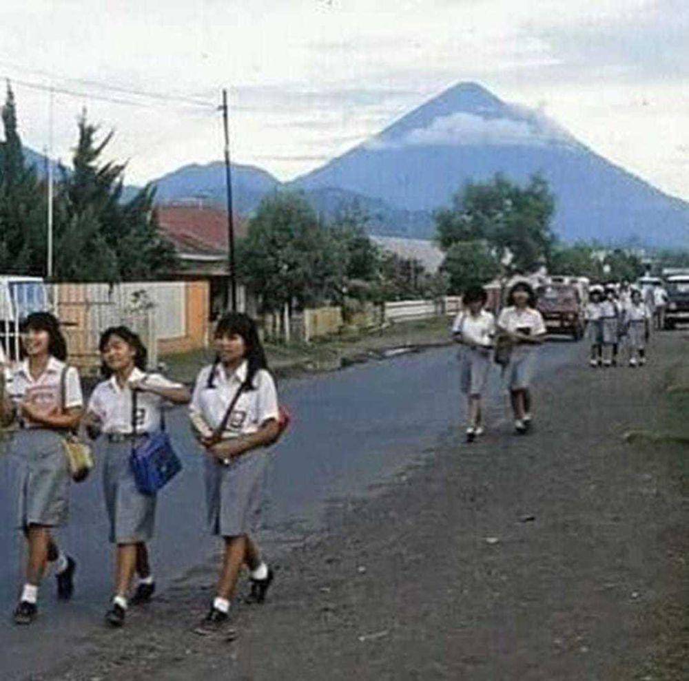 momen sekolah anak jadul (instagram.com/anak90anpastitau)