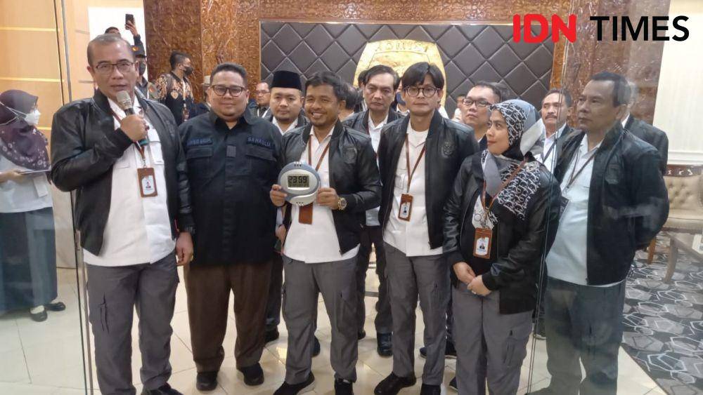 Masa pendaftaran partai politik untuk mengikuti Pemilu 2024 resmi ditutup. Foto: IDN Times/Aryo Damar.
