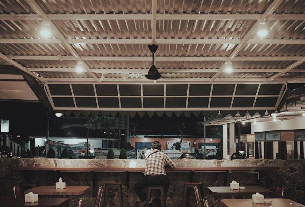 Ilustrasi suasana cafe (Instagran.com/elmondo.id)