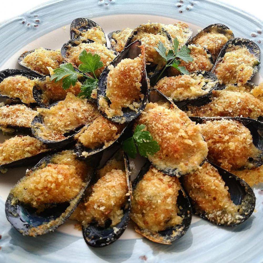Cozze gratinate (instagram.com/mina_s62)