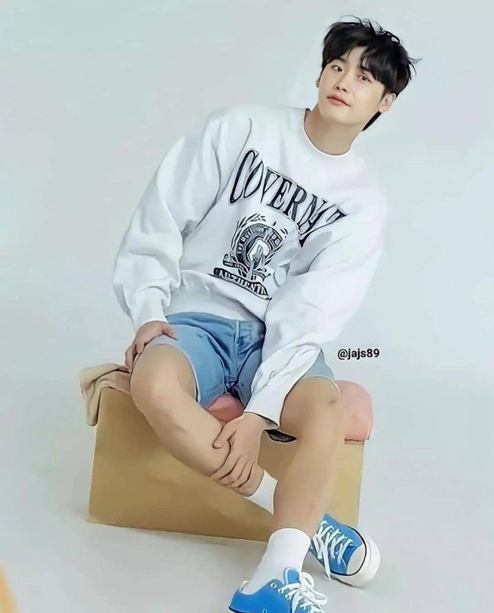 Inspirasi OOTD ala Lee Jong Suk (instagram/jongsuk0206)