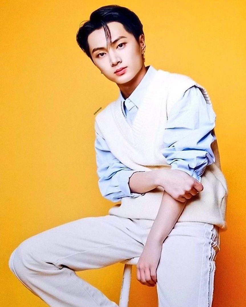 vest member ENHYPEN (instagram.com/jayy_enhypenz)