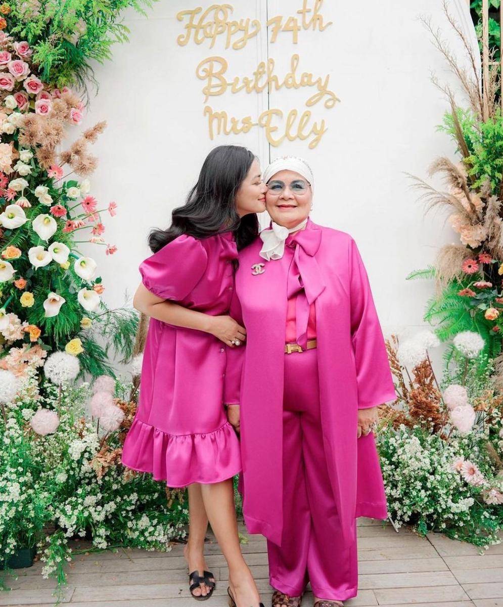 potret ulang tahun ibunda Titi Kamal (instagram.com/titi_kamall)