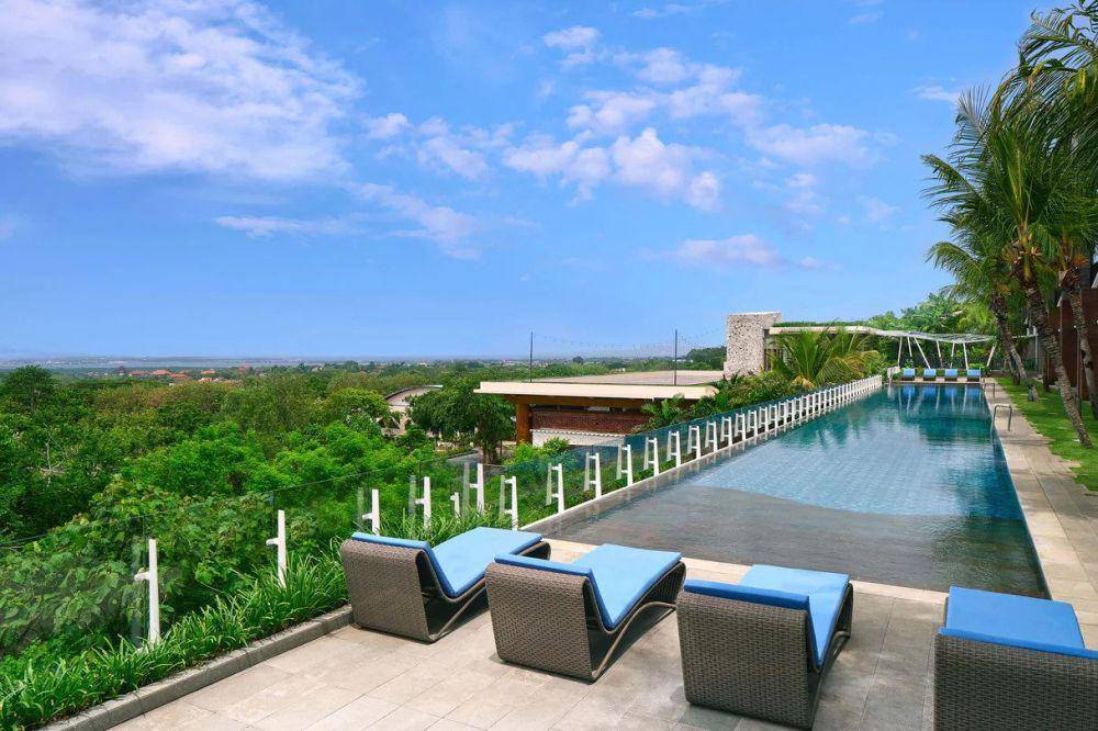 Four Points by Sheraton Bali (marriott.com)