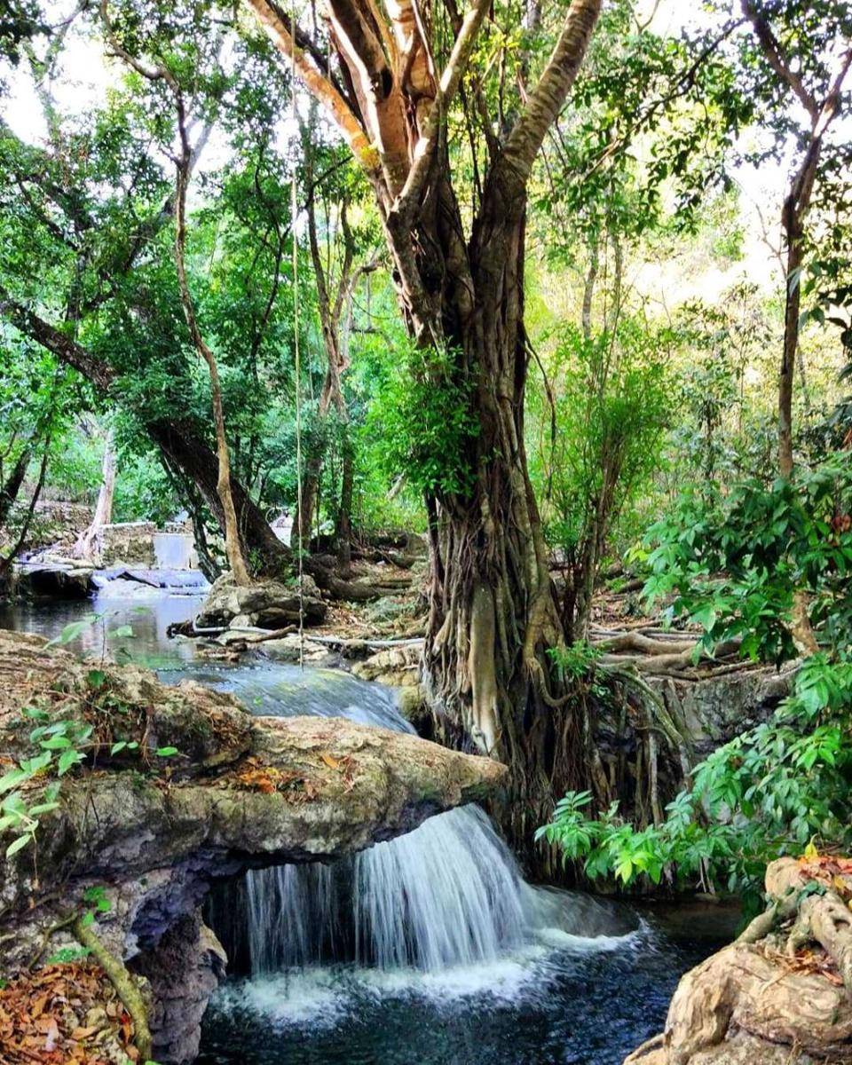 Potret Air Terjun Diwu Mba'i (instagram.com/fslhmzh)