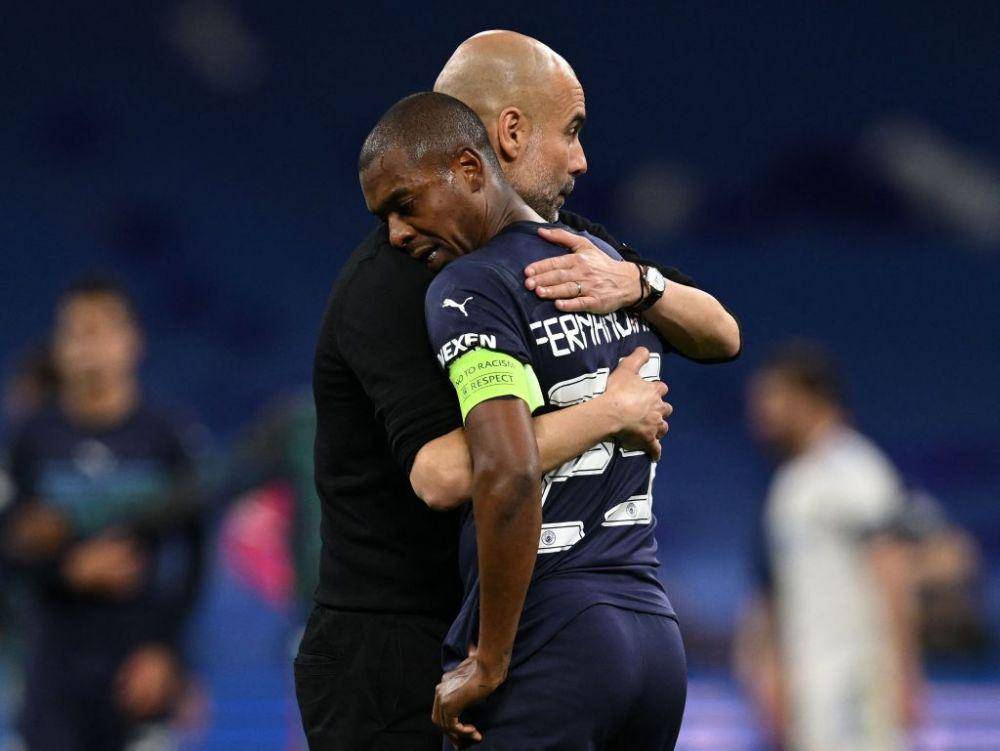 Fernandinho dan Pep Guardiola (twitter.com/FabrizioRomano)