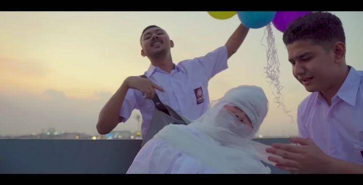 potret Kekeyi dalam MV lagu Tak Bisa Tanpa Kamu (youtube.com/Syakir Entertainment)