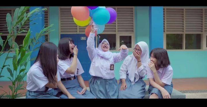 potret Kekeyi dalam MV lagu Tak Bisa Tanpa Kamu (youtube.com/Syakir Entertainment)