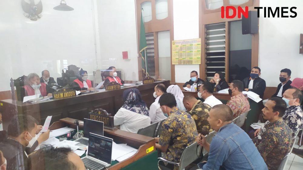 Persidangan pemeriksaan saksi suap BPK Jabar dengan terdakwa Ade Yasin (IDN Times/Azzis Zulkhairil)