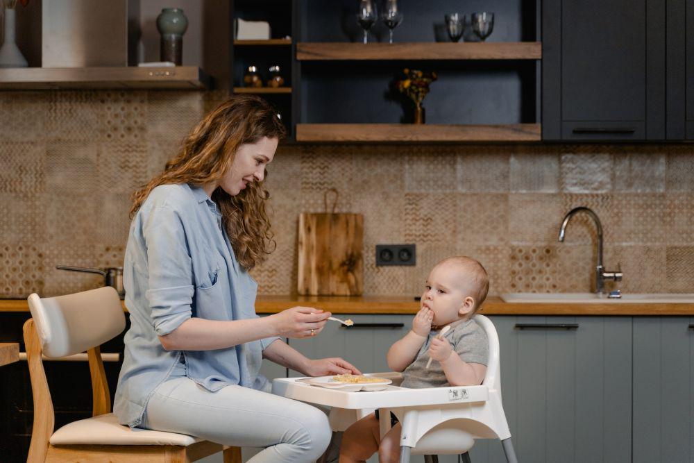 7 Bahan MPASI untuk Bayi 6 Bulan Lebih, Jaga Nutrisinya, Mom