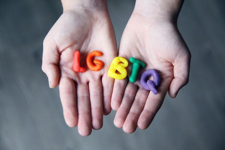 Apa Itu LGBTQ? Berikut Penjelasan dan Macam-Macamnya
