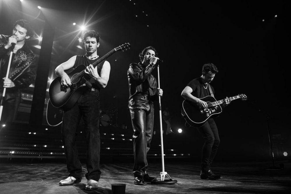 Jonas Brothers (instagram.com/jonasbrothers)