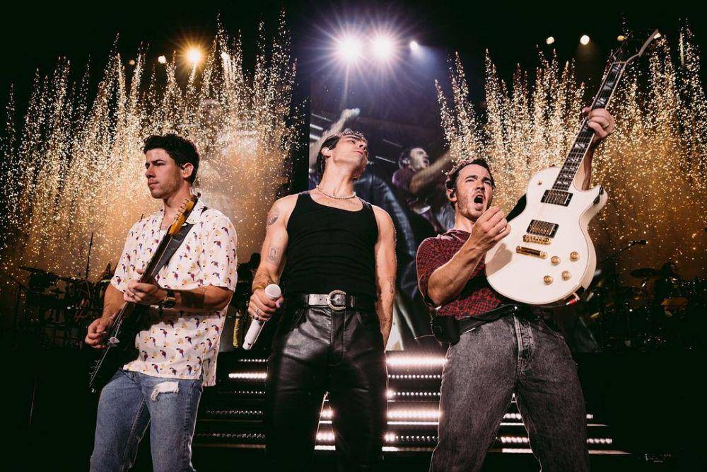 Jonas Brothers (instagram.com/jonasbrothers)