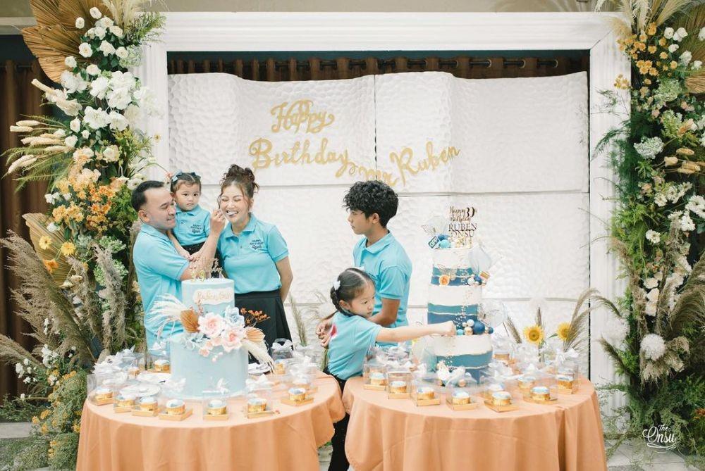 Ruben Onsu ultah ke-39 (instagram.com/theonsufamily)