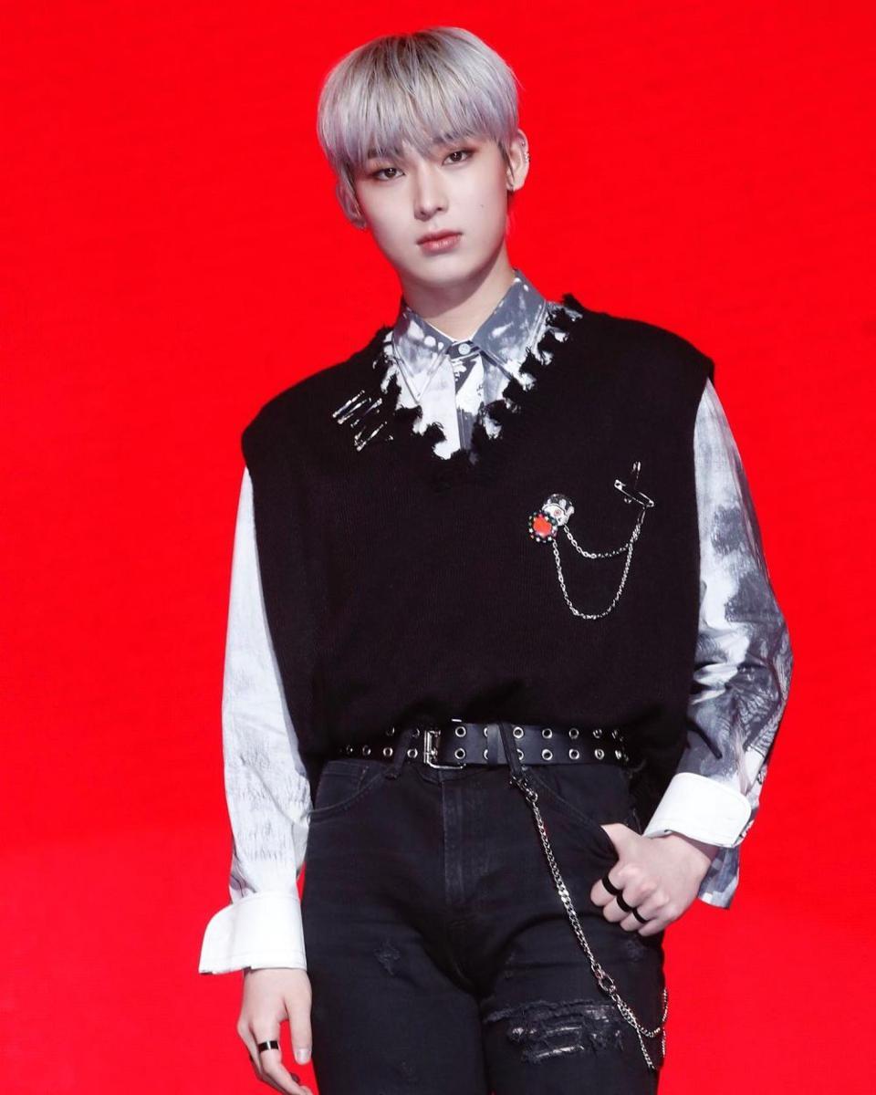vest member ENHYPEN (instagram.com/sunooenhypen)