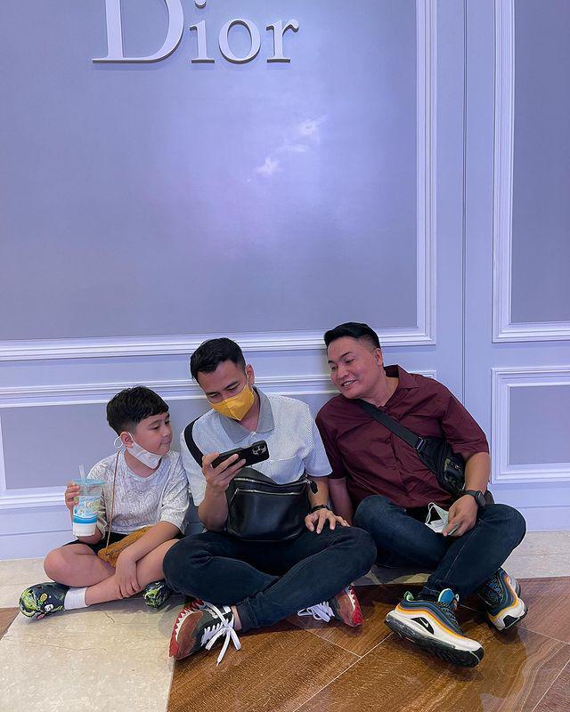 Rafathar bersama Merry dan Raffi (instagram.com/merryraffiahmad)