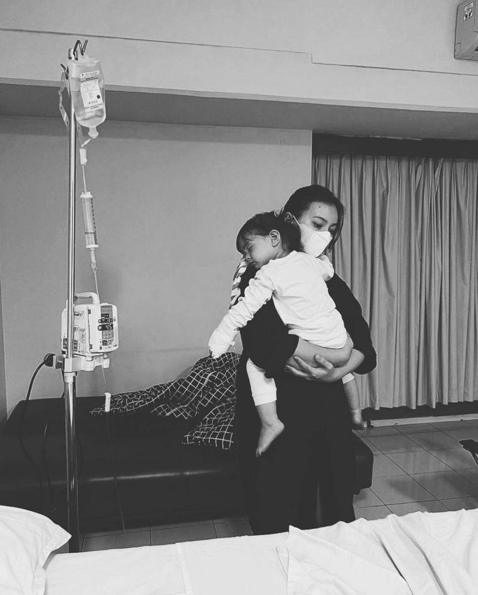 potret Chole di rumah sakit (instagram.com/asmirandah89)