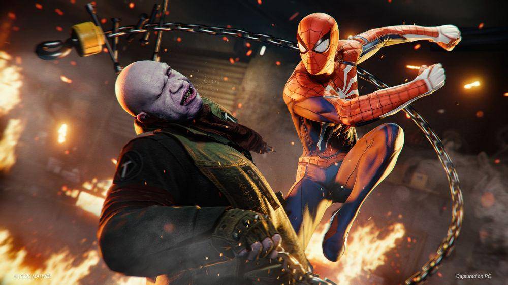 Menghajar musuh dalam Marvel's Spider-Man Remastered terasa sangat interaktif dan mengasyikkan. (dok. Insomniac Games/Marvel's Spider-Man Remastered)