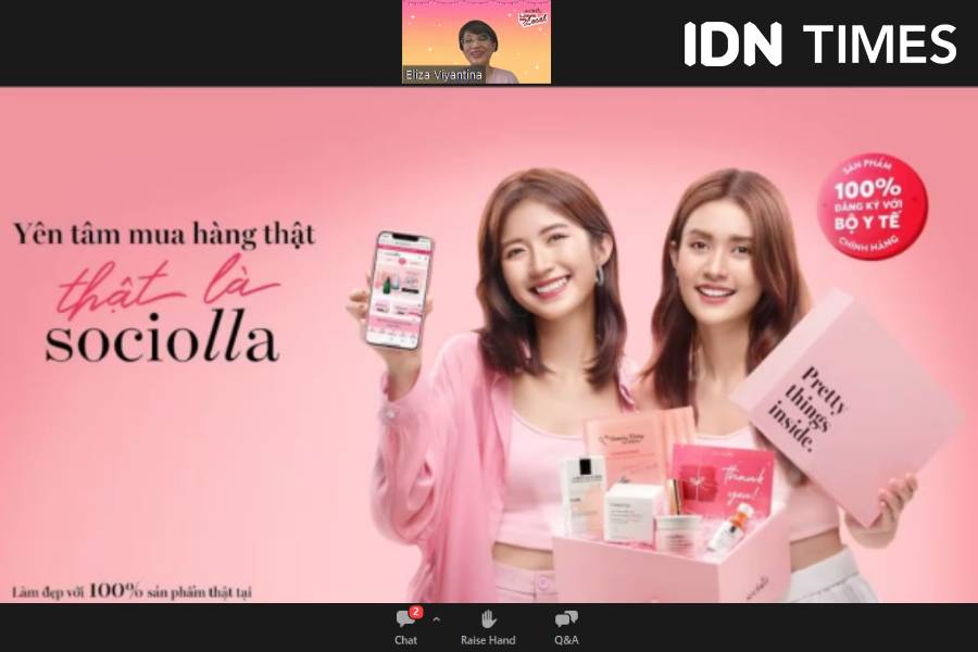 Diskusi Media Virtual Social Bella - Kampanye Love Local (Selasa, 16/8/2022). IDN Times/Tyas Hanina