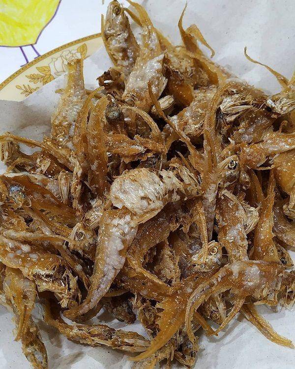 ikan asin bulu ayam (instagram.com/mamamasakenak)