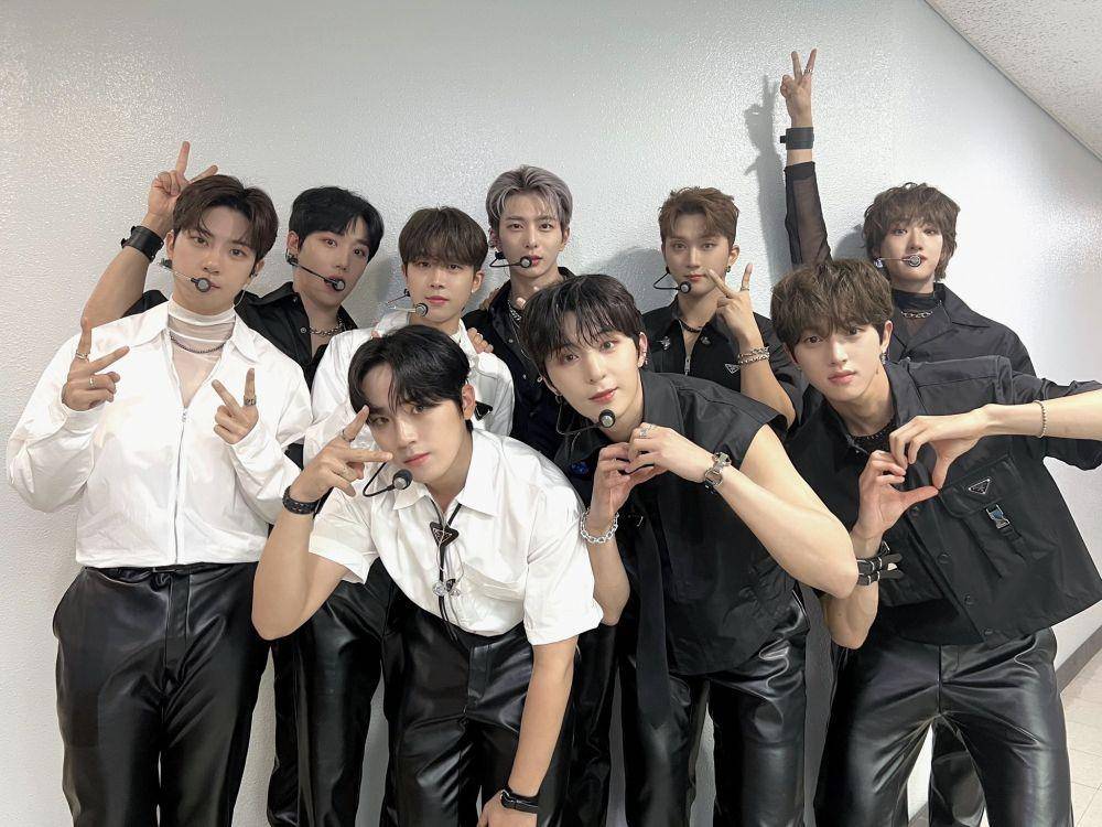 Golden Child (twitter.com/GoldenChild)