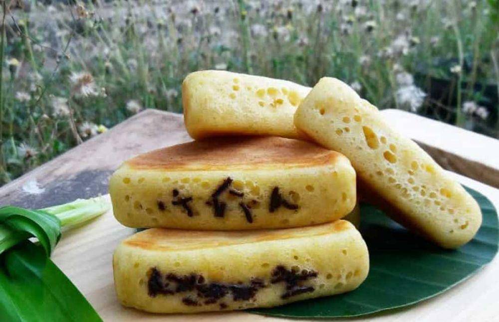 pukis pisang (instagram.com/niken_rosanti81)