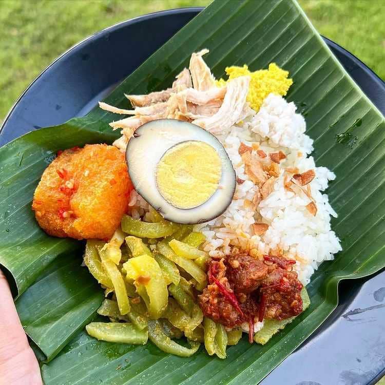Cari Sarapan di Solo? Ini 5 Nasi Liwet Legendaris Mulai Rp13 Ribu