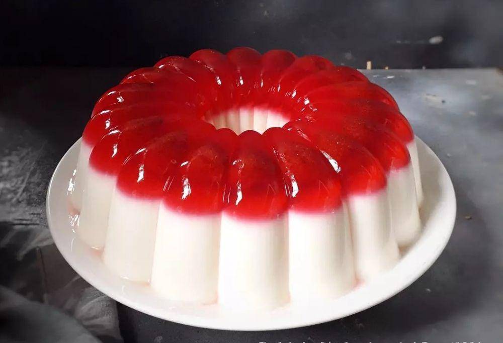 tips membuat puding merah putih (instagram.com/dedekniar84_dapuk_makni)