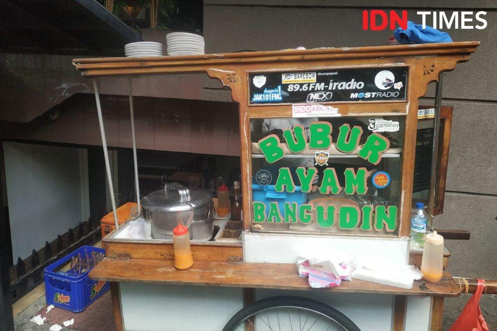 Kholidin, Antara Gerobak Bubur Sarinah dan Kebanggaan Merah Putih