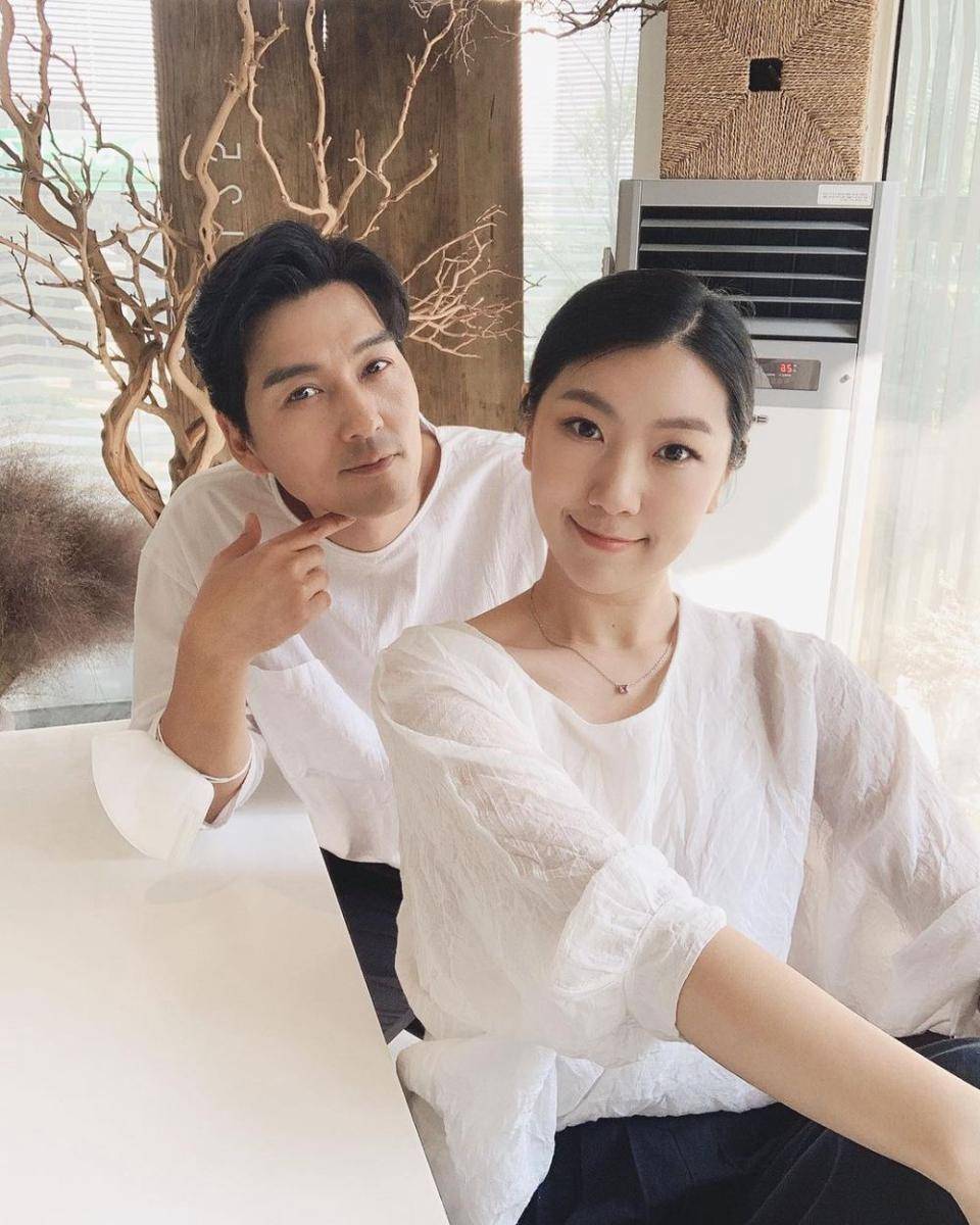 Lee Pil Mo dan Seo Soo Yeon (instagram.com/yona.seo)