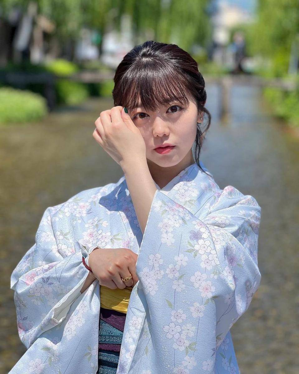 Minami Minegishi (instagram.com/minegishi_31chan)