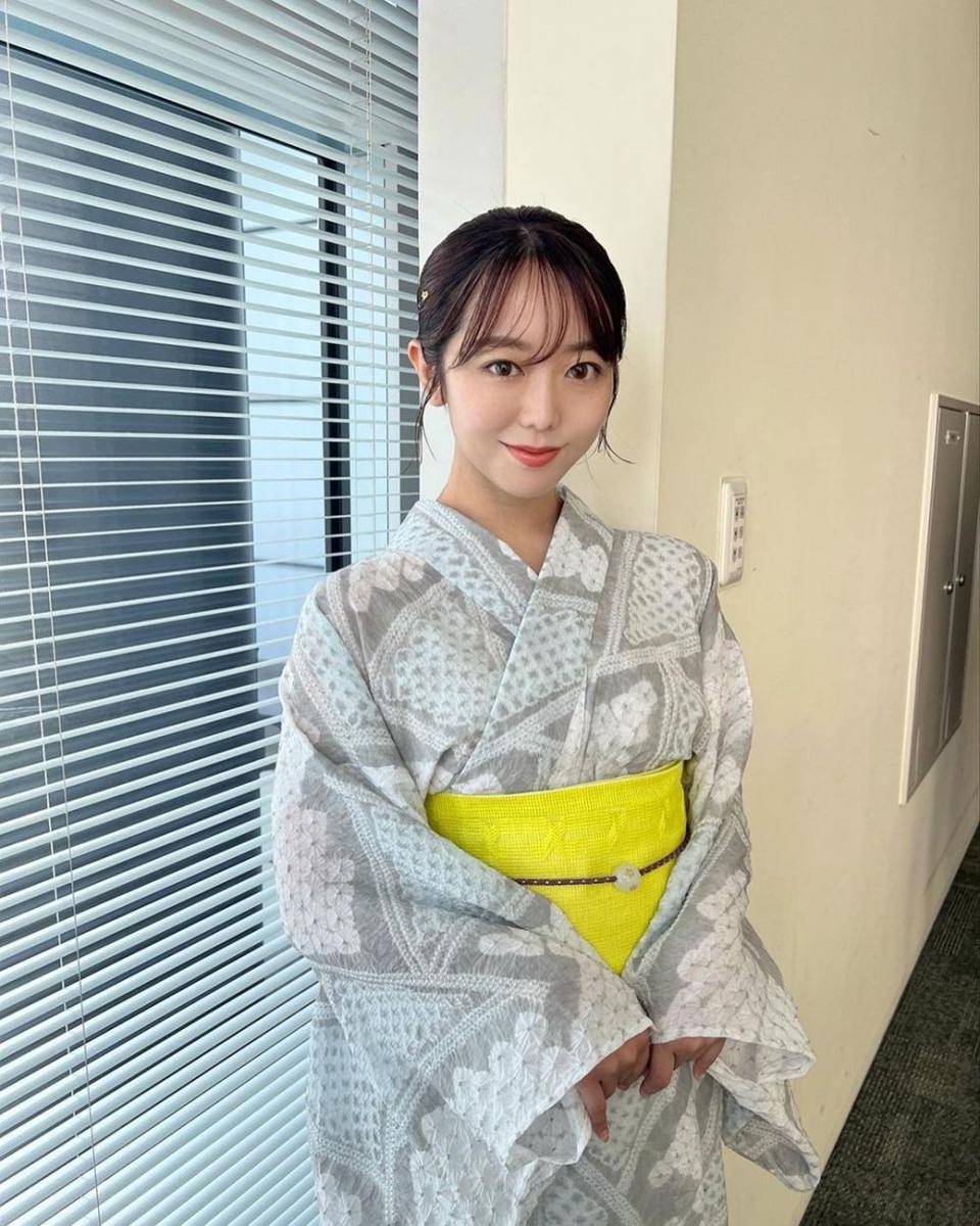 Minami Minegishi (instagram.com/minegishi_31chan)