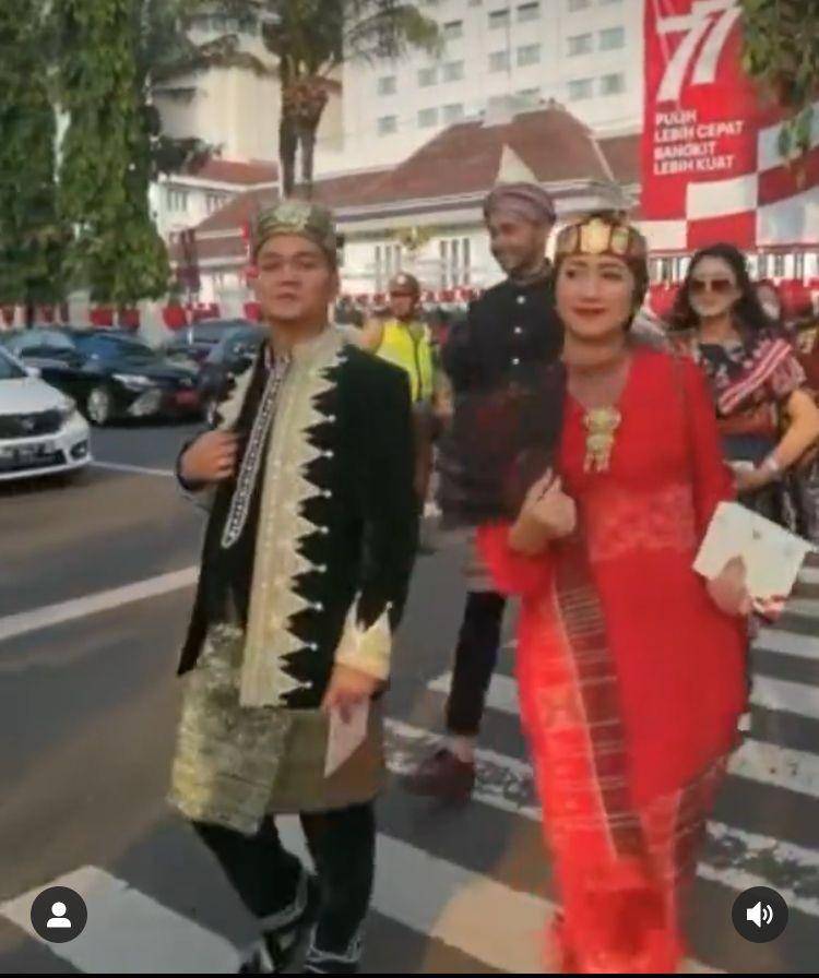Indra Bekti (instagram.com/andreopa)