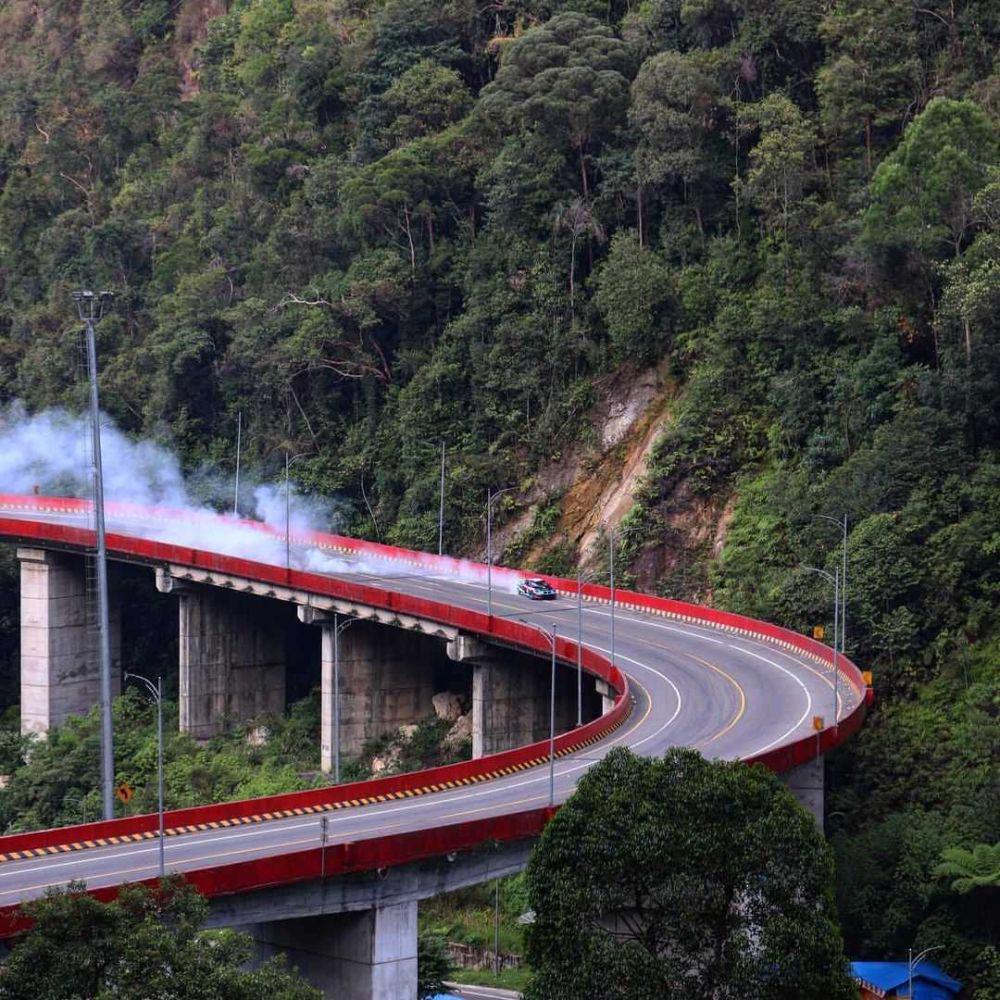 Kelok Sembilan (instagram.com/minang.padiah)