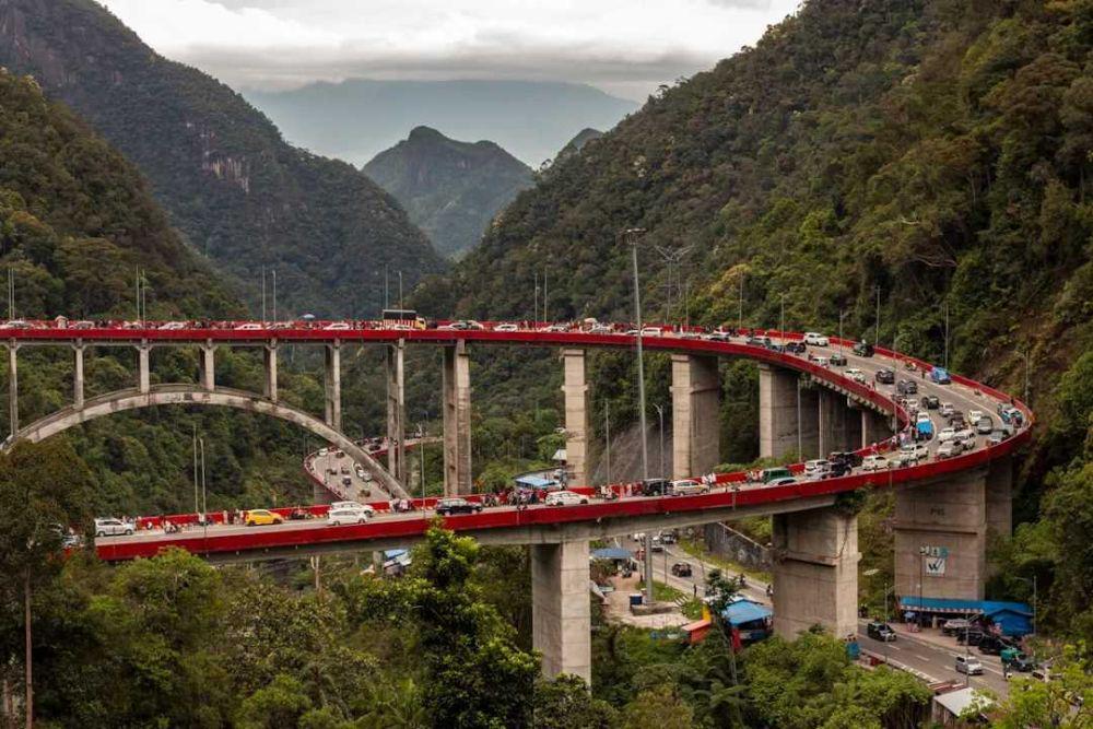 Kelok Sembilan (instagram.com/sumatra_motortrip)