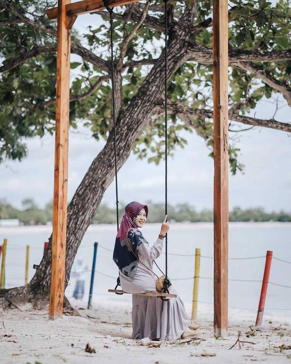 Pantai M Beach (instagram.com/ulfa.ut)