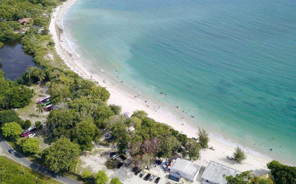 Pantai M Beach Lampung: Informasi Lokasi, Harga Tiket, dan Tips