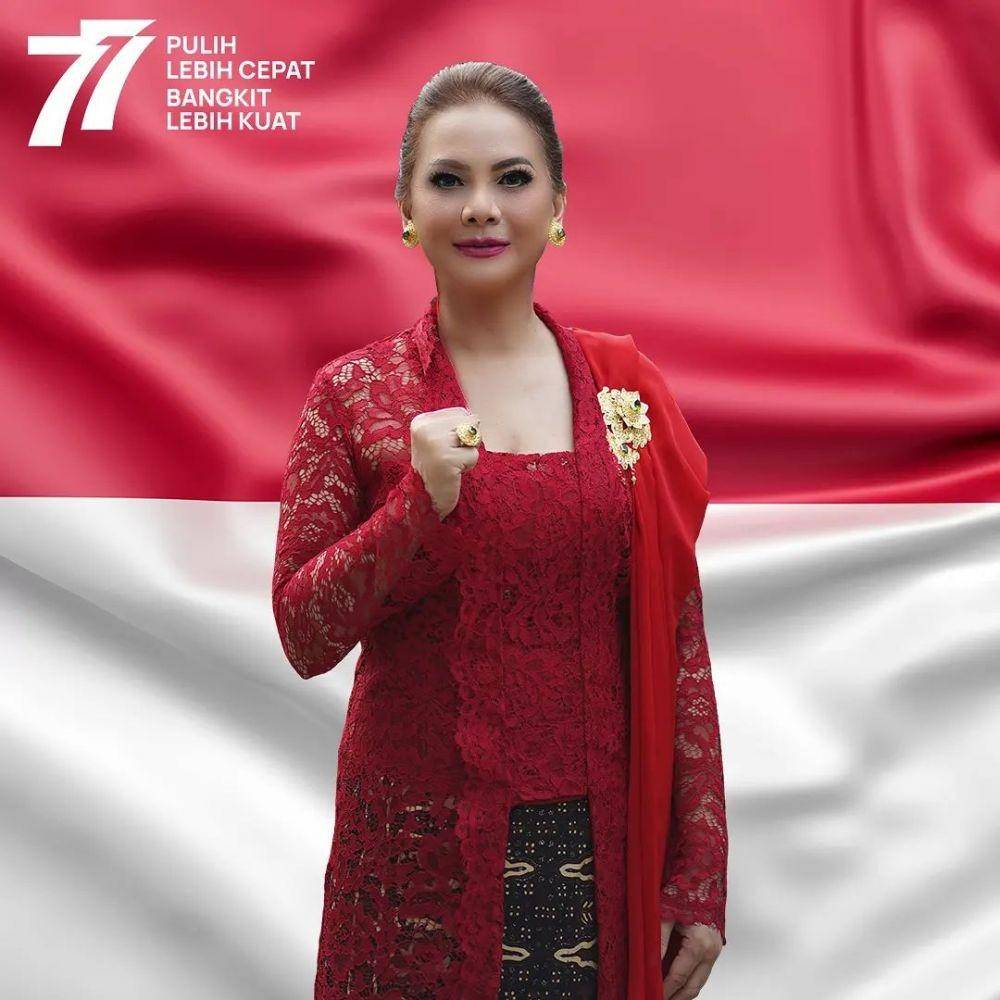 Gaya Kebaya dan Baju Adat Artis saat Upacara Kenegaraan di Istana Merdeka (instagram.com/memes605)