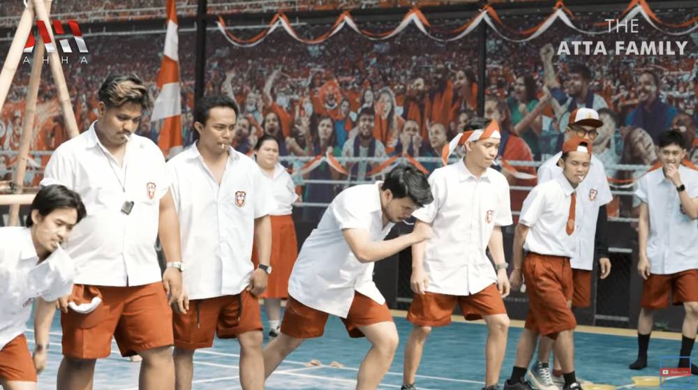 momen Atta merayakan Hari Kemerdekaan Indonesia (YouTube.com/AH)