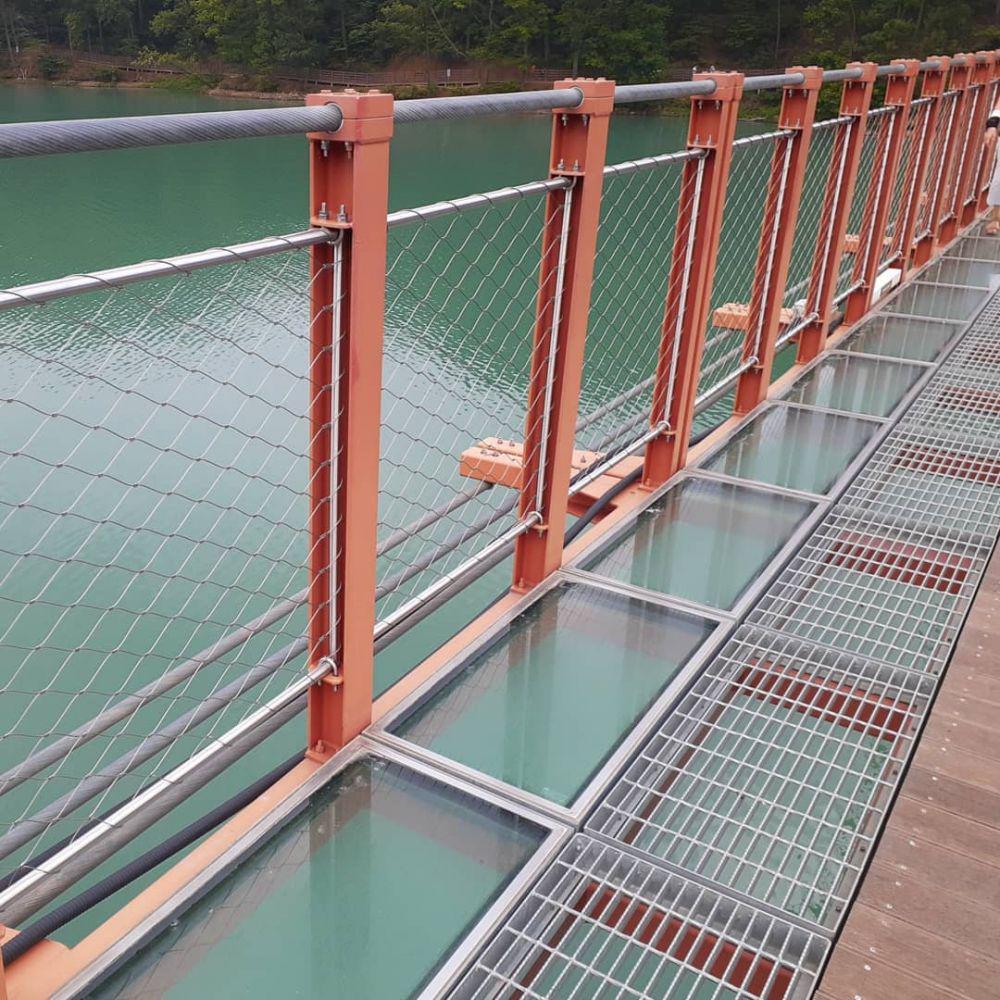 Majang Like Suspension Bridge (instagram.com/afro_erykah)