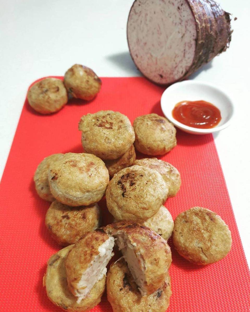 perkedel talas (instagram.com/lennaaayskitchen)