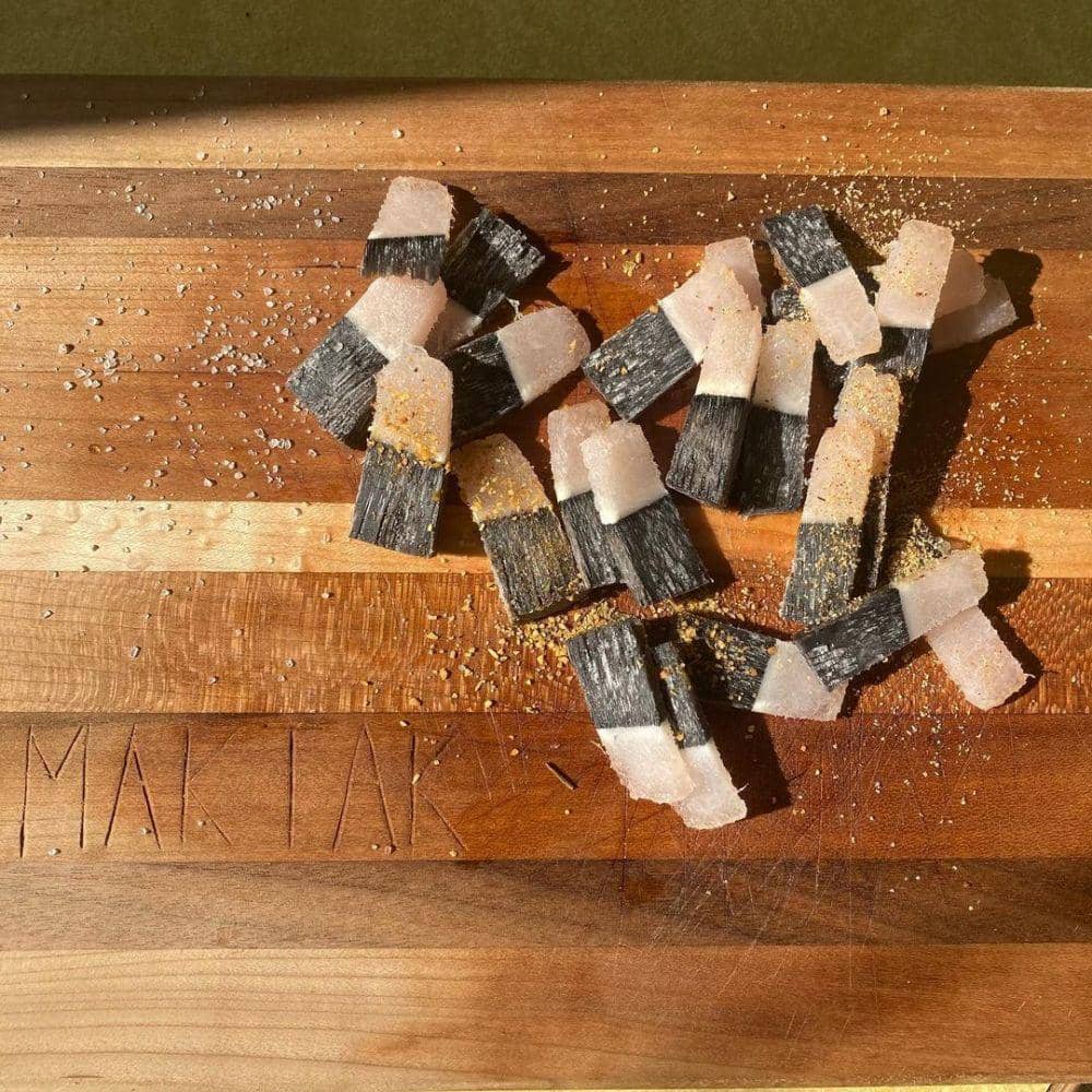 ilustrasi muktuk (instagram.com/jqadesigns)