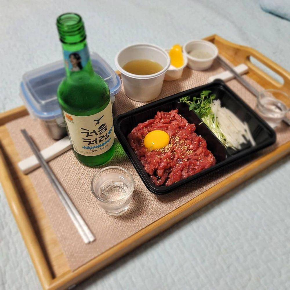 Yukhoe (instagram.com/proger.food)