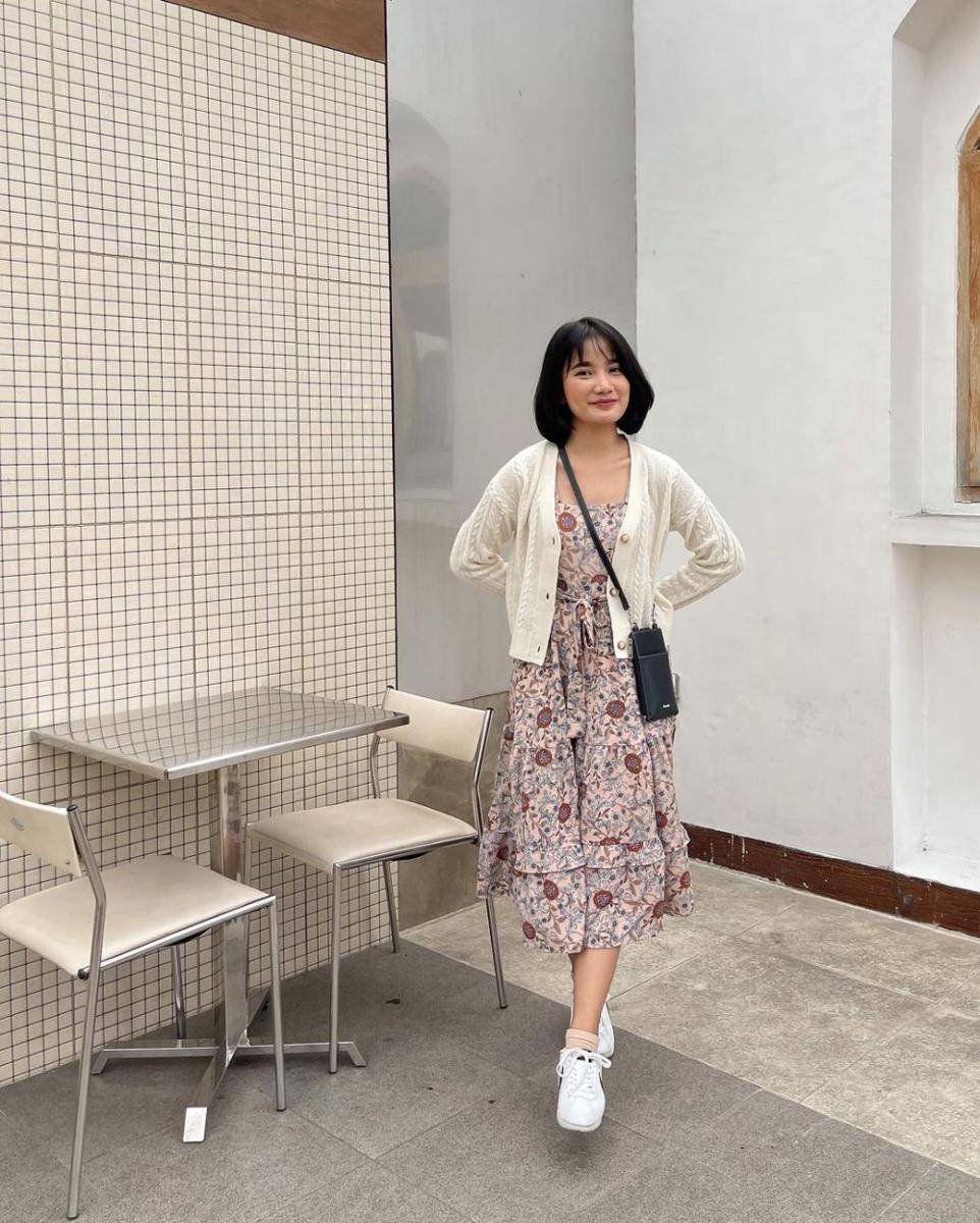 padu padan outer ala selebgram Jesicaceren (instagram.com/jesicaceren)