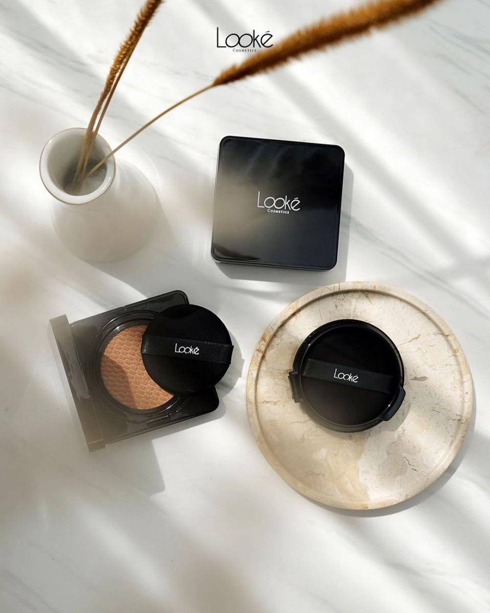 foto produk Looké Cosmetics Holy Flawless BB Cushion (instagram.com/lookecosmetics)